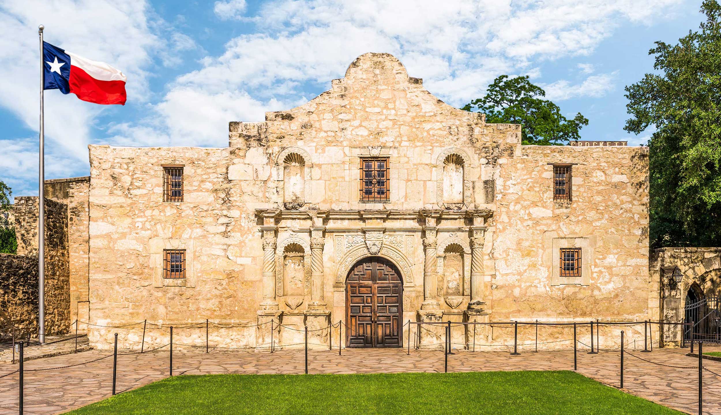 The Alamo Gift Store
