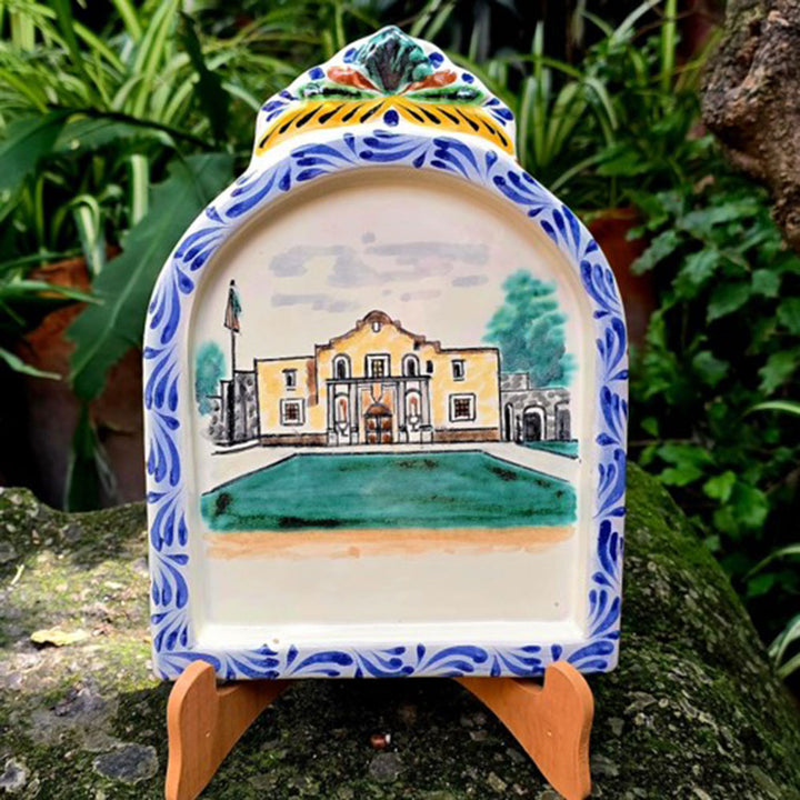 The Alamo Mayolica Pottery Decoration by Gorky Gonzalez